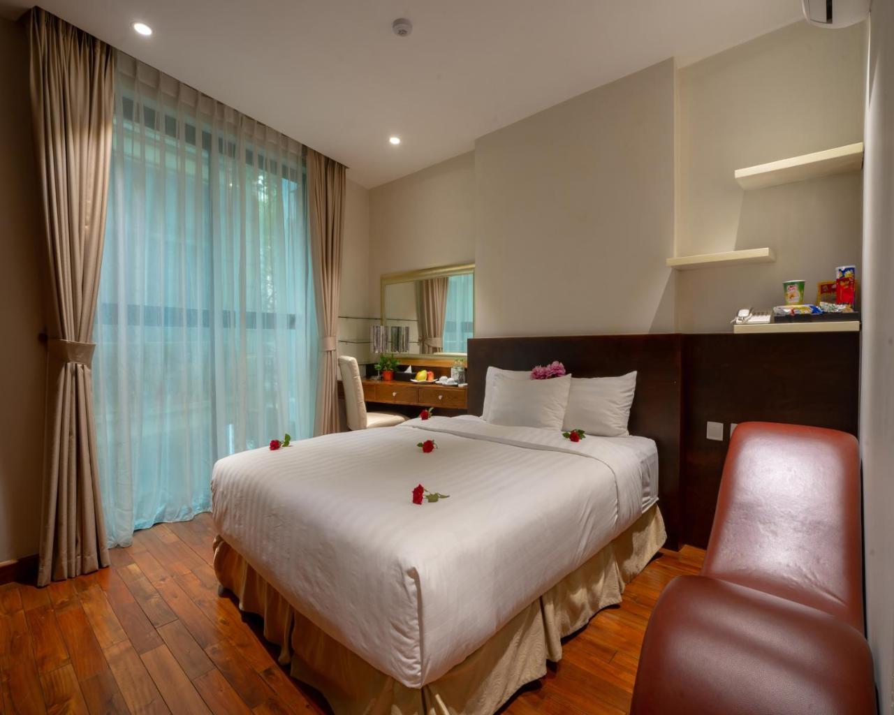 Hovi Universal - My Hotel Ханой Экстерьер фото